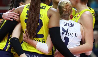 🏐 Sultanlar Ligi’nde Final Heyecanı: Fenerbahçe ile VakıfBank Karşı Karşıya!